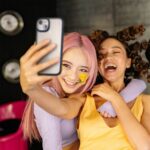 SPIGEN-ULTRA-HYBRID-IPHONE-15-CRYSTAL-CLEAR-11